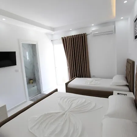 Hotel Anna 3*